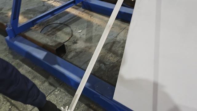 Консольный разматыватель рулонного металла