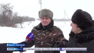 В Ленинске-Кузнецком затопило улицу