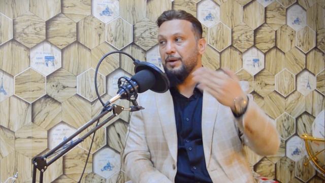 Study in Canada: Can it get you PR? | 2021 | Explained | IMMIGRATION TALK EP. 3 смотреть онлайн