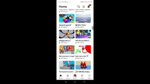 играю в роблокс 2 карты😁