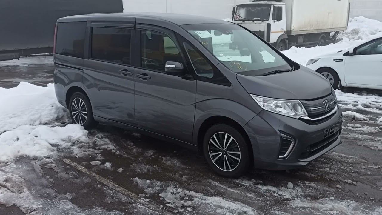 Привезли под заказ Honda Stepwgn 4WD 2017 года смотреть онлайн