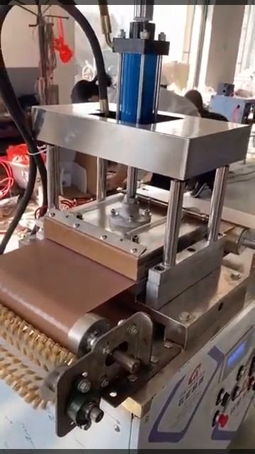 Automatic Mexican tortilla machine corn tortilla press bread machine whatsapp/wechat +86 1833194881