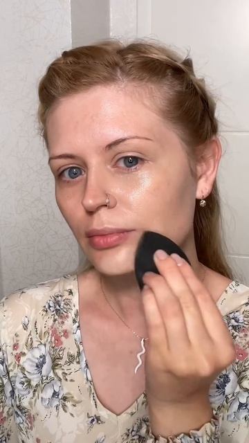 Тестирую тональный крем Collagen.                                    #макияж #collagen #shorts