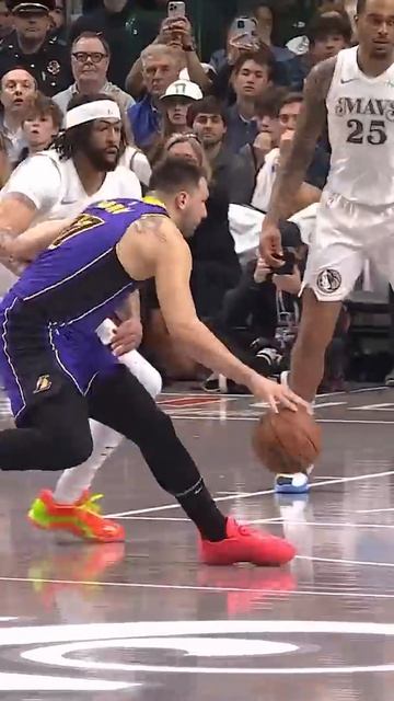 Luka breaks out ol’ reliable 