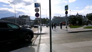Мама отказалась от наследства и едет к нам