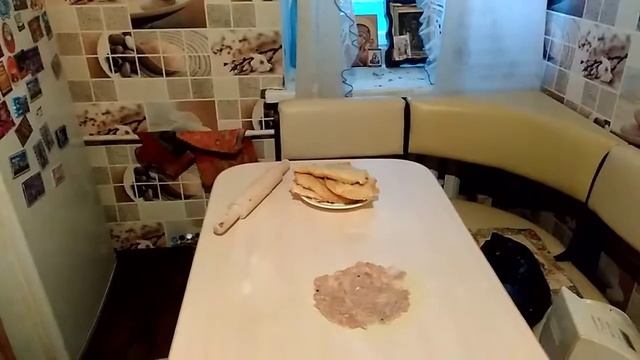 Готовим чебуреки. Легко и просто.