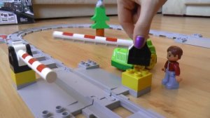 Машины поезда игрушки видео для детей Железнодорожный барьер