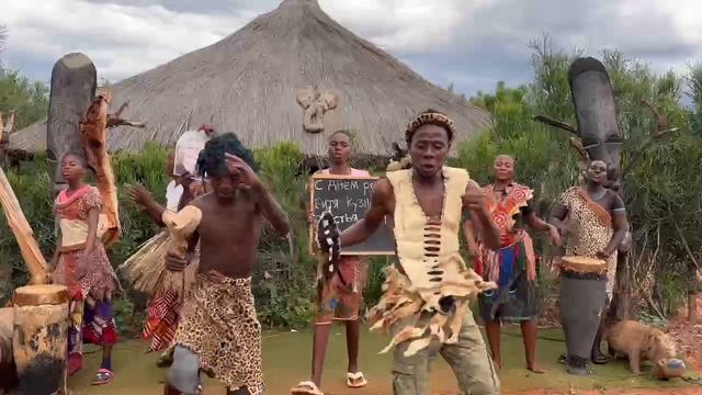 С ДНЁМ РОЖДЕНИЯ от АФРИКАНСКОГО ПЛЕМЕНИ смотреть онлайн