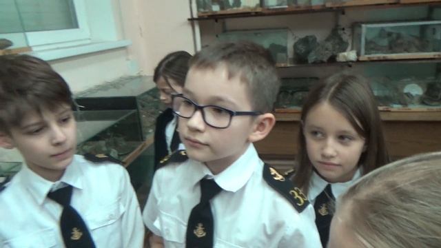 И СНОВА МУЗЕЙ ПАЛЕОНТОЛОГИИ ШКОЛЫ № 33 И ЕГО СОЗДАТЕЛЬ ВЛАДИМИР КЛИМЕНТЬЕВИЧ ПОЛТАРАК