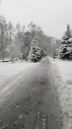 Зима в апреле Москва