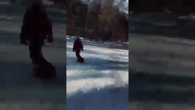 Манжерок, в меня врезался пьяный горнолыжник
Сноуборд