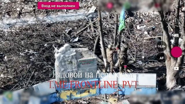 #эксклюзивные_кадры#
‼️ Воины-десантники из 106 гв вдд подняли флаг ВДВ у мемориала «Воинам-односель