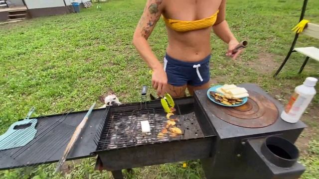 СЕЛЬСКИЕ ХРОНИКИ | БАРБЕКЮ | СОБАЧИЙ БАССЕЙН | МАРШМЕЛЛОУ смотреть онлайн