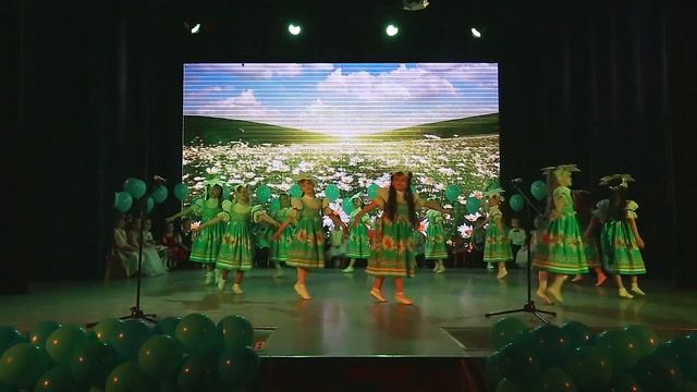26-05-2022  Выпускной у Даши