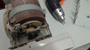 Работа электромеханического стабилизатора