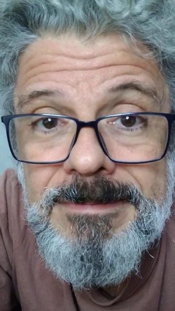 Trecho de Irmãos Karamázov de Dostoiévski. смотреть онлайн