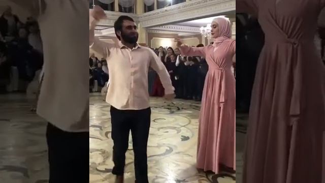 Чеченская свадьба, ловзар, танцы, лезгинка, песни, шикарный танец.