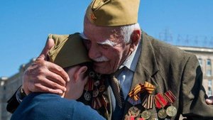 "Поклонимся великим тем годам" Михаил Львов