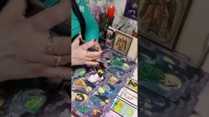 От кого отвели вас Высшие Силы?