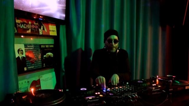 SLAVA UNCLE / podcast 1 / party bar ЭТАЖ #ETAZH смотреть онлайн