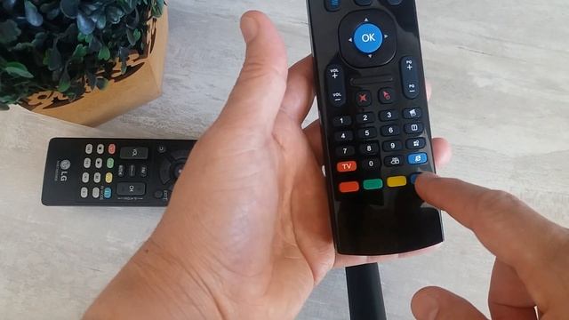 Controle remoto universal - MX3 Air Fly Mouse Unboxing