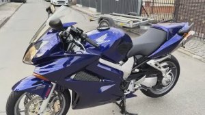 Honda VFR800 2002-2013 Official Video