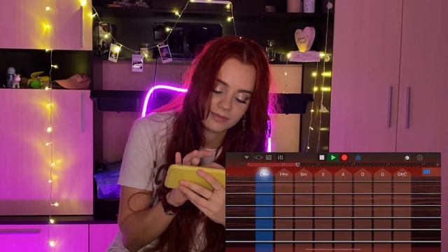 Пошлая Молли - Все Хотят Меня Поцеловать СДЕЛАН НА ТЕЛЕФОНЕ ЗА 5 МИНУТ (изитрек) смотреть онлайн