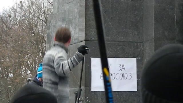 Сергій Жадан та Собаки в космосі - Я залишаюсь це моя країна смотреть онлайн