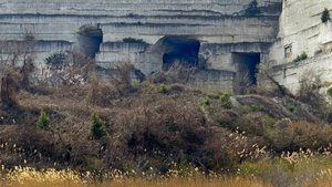 Святое озеро в Инкерманском карьере.