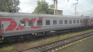 ЭП1М-389 с поездом Мурманск-Симферополь.