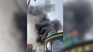 В Екатеринбурге произошел пожар в торговом центре