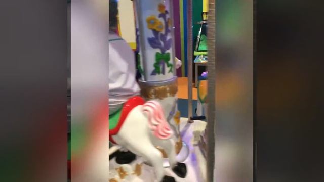 Weekend vibes l Lulu Hypermarket @Jalan | Hannu’s Gallery смотреть онлайн