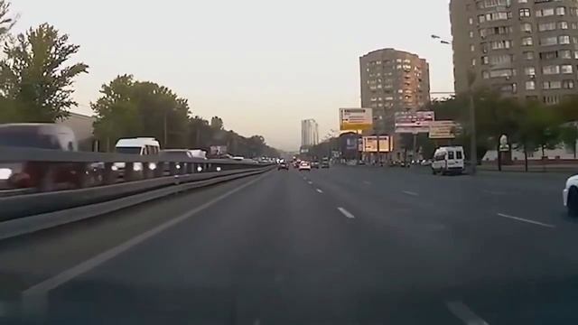 ИДИОТЫ ЗА РУЛЕМ смотреть онлайн