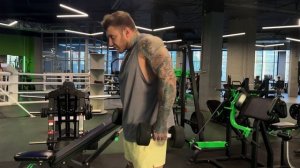 Шраги с гантелями