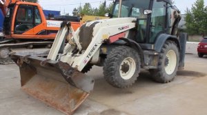 Экскаватор-погрузчик Terex TLB 890 SM с телескопом 2013 года