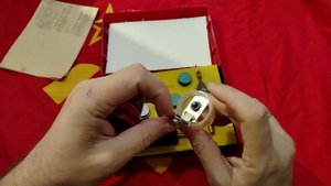 НАШЕЛ СТАРУЮ КОРОБКУ НАБОР РЫБОЛОВА НОЧНОЙ ЛОВ ИЗ СССР, А ТАМ ТАКОЕ ХОТЬ СТОЙ ХОТЬ ПАДАЙ.