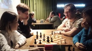 Войт (WGM 2260), Ваструхин (IM 2386) - Зотова (WFM 1893), Рольгейзер (2141). Парные шахматы, блиц