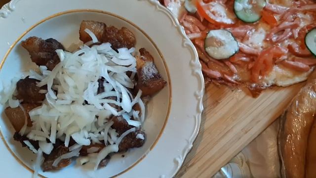 Фатири хонаги бо гушт бирён и 🍕 пицца🥰 смотреть онлайн