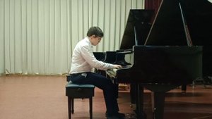 Евгений Кондратцев, Н. Любарский, Вариации на русскую народную песню.