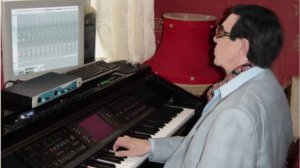 Муслим Магомаев. Фантазия на тему музыки Мишеля Леграна "Шербургские Зонтики". 2004 г.