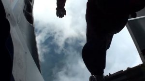 Первый прыжок с парашютом. Аэродром Ватулино 2015