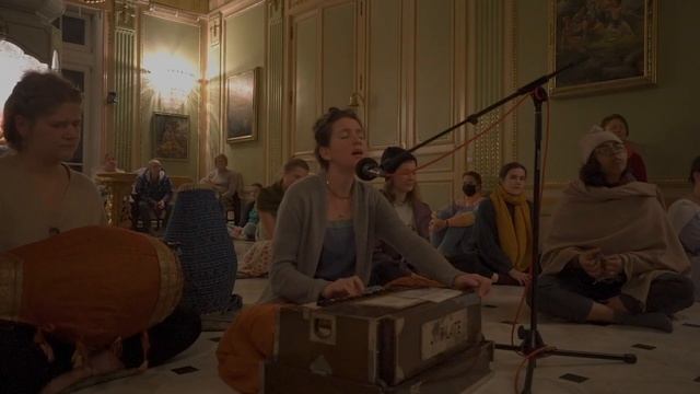 Caro - 19.11.2021 - Radhadesh Evening Kirtans смотреть онлайн