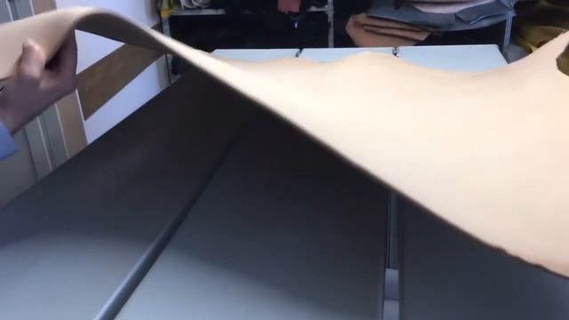 Кожа растительного дубления, 4,5-5,0 мм. ИТАЛИЯ. смотреть онлайн