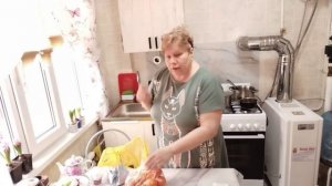 Сашу положили на дневной стационар/Справляюсь одна