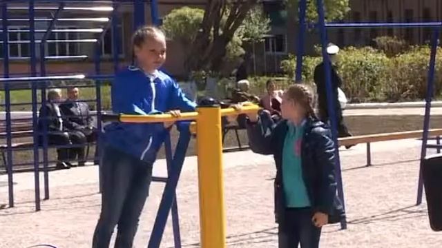 В Сосновом Бору открыли новый стадион смотреть онлайн