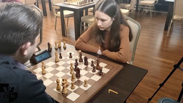 D. Finogenov (1632) vs WFM V. Saulina (2077). Chess Fight Night. CFN. Blitz смотреть онлайн