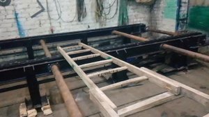 эстакада для круглого леса  . 4×8  . три луча. 

+7912-700-30-88 . изготовление под заказ! .