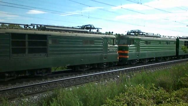 Сплотка электровозов ВЛ10У и ВЛ10 смотреть онлайн