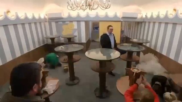 Монтаж столов