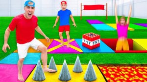 ОГРОМНАЯ НАСТОЛЬНАЯ ИГРА В РЕАЛЬНОЙ ЖИЗНИ !!